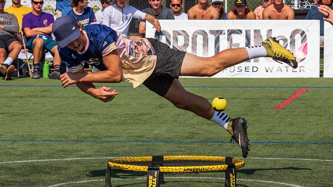 spikeball vs roundnet